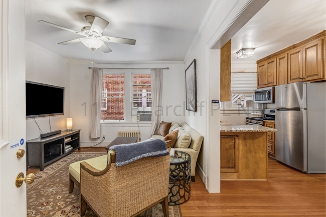 property at 1111 Briarcliff Pl NE