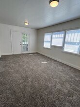 614 S Yakima St in Wenatchee, WA - Building Photo - Building Photo