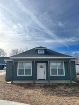 1331 W Deane St in Fayetteville, AR - Building Photo