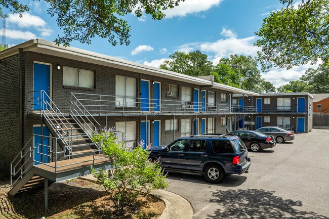 Tiger Flats in Memphis, TN - Building Photo - Primary Photo