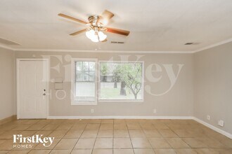 701 22nd Ave N in Texas City, TX - Building Photo - Building Photo