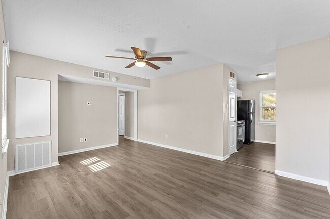 2502 Avenue L in Galveston, TX - Foto de edificio - Building Photo