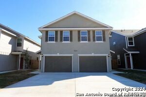 10310 Lynwood Branch in San Antonio, TX - Building Photo