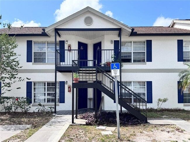property at 3651 N Goldenrod Rd