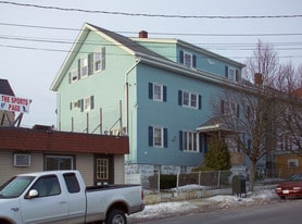 187 Rockland St in Fall River, MA - Building Photo