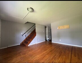 143 Franklin Rd in Hamden, CT - Building Photo - Building Photo