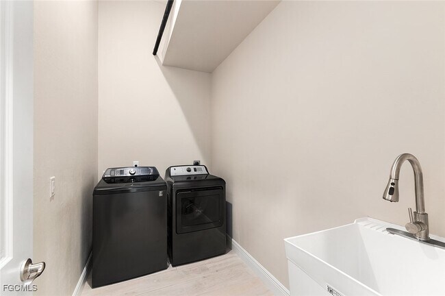 property at 302 NW 32nd Pl