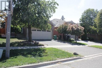 164 Royal Valley Dr in Caledon, ON - Building Photo - Building Photo