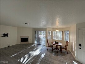 5044 S Rainbow Blvd in Las Vegas, NV - Building Photo