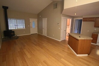 56083 Gothard Way in Bend, OR - Building Photo - Building Photo