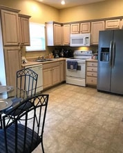 1643 SW Mission Rd in Lee's Summit, MO - Building Photo - Building Photo