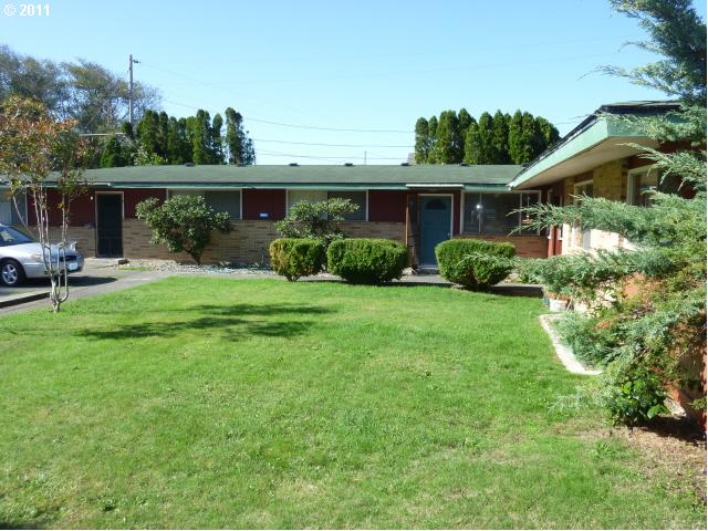 94211 Austin Ct in Gold Beach, OR - Building Photo