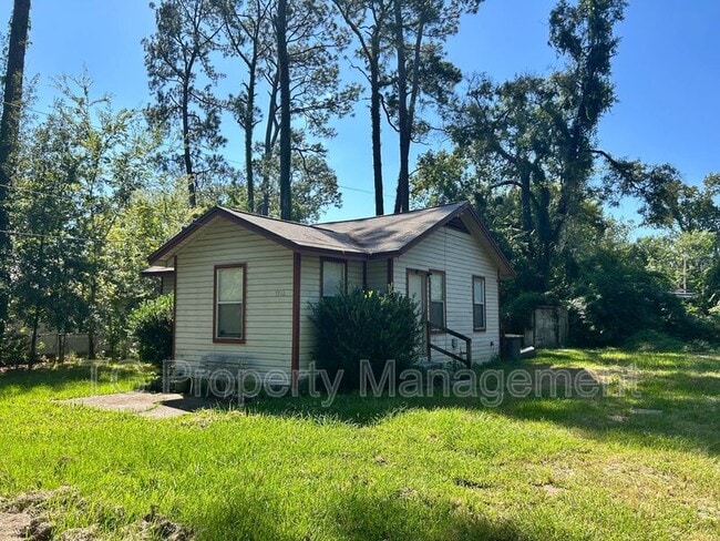 property at 3516 Phyllis St