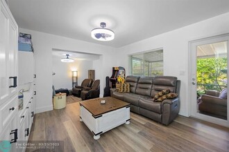 2626 Garfield St in Hollywood, FL - Foto de edificio - Building Photo