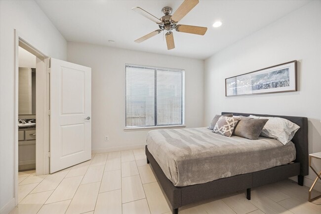 property at 902 Roy St