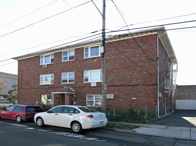 406 Spencer St in Elizabeth, NJ - Building Photo - Building Photo