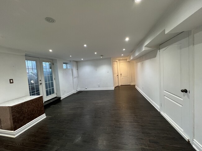 property at 10 Burgby Av