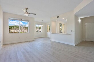 11023 Legacy Ln in Palm Beach Gardens, FL - Foto de edificio - Building Photo