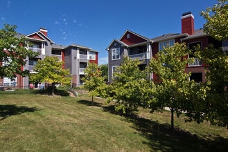 River Oaks in Columbus, OH - Foto de edificio - Building Photo