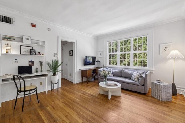 property at 70 Sheridan Dr NE