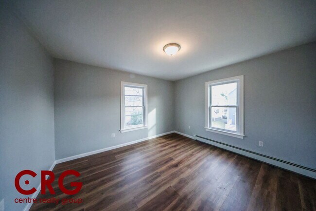 81 Alder St, Unit C