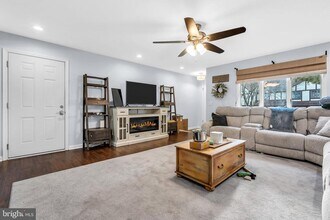 2 Leicester Ln in Ewing Township, NJ - Building Photo - Building Photo