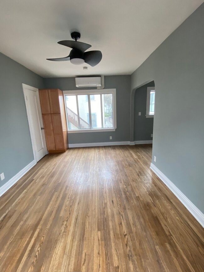 735 N Alfred St, Unit 737 in West Hollywood, CA - Building Photo - Building Photo