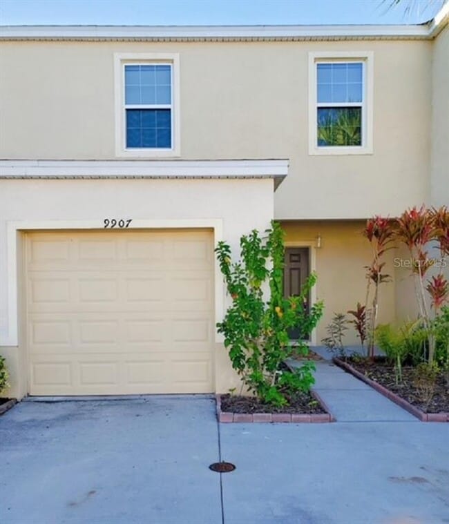 property at 9907 Hound Chase Dr