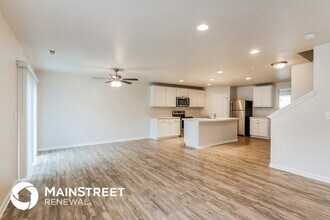 4061 Firestone Way in Shelbyville, KY - Foto de edificio - Building Photo