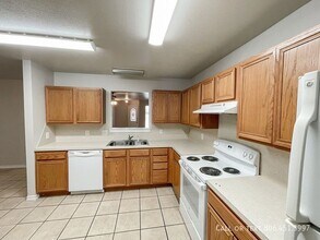 5402 Marshall St in Lubbock, TX - Building Photo - Building Photo
