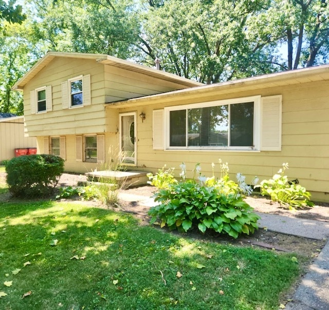 property at 2013 Winchester Dr