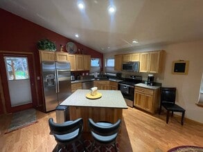 20537 Dylan Loop in Bend, OR - Building Photo - Building Photo