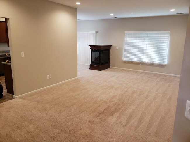 14261 Shadywood Dr in Sterling Heights, MI - Building Photo - Building Photo
