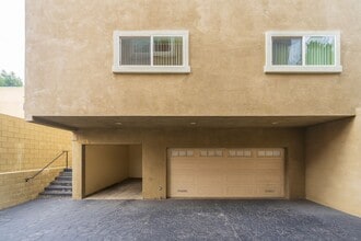 11963 Manor Dr in Hawthorne, CA - Building Photo - Building Photo