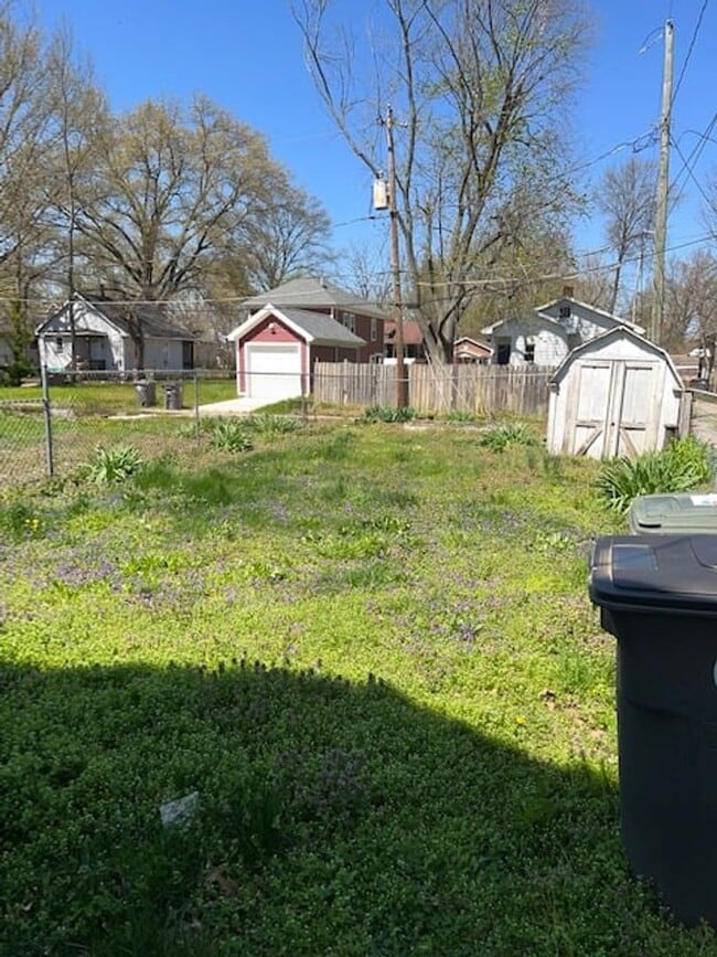 660 Taylor Ave in Evansville, IN - Building Photo - Building Photo