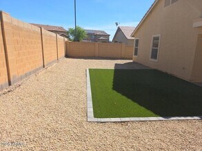 3334 E Woodside Way in Gilbert, AZ - Foto de edificio - Building Photo