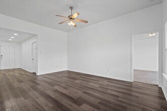 4635 Comal River Loop in Spring, TX - Building Photo - Building Photo