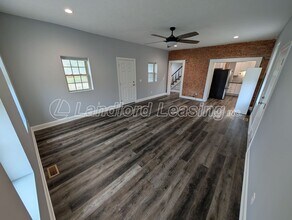 9005 Murray Ridge Rd in Elyria, OH - Building Photo - Building Photo