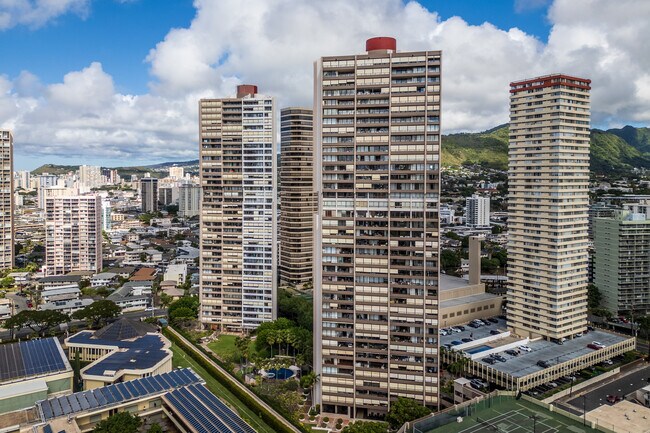 Royal Iolani