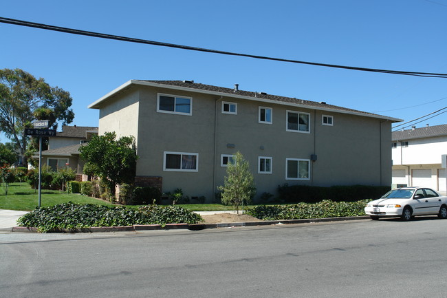 1109 Francisco Ave in San Jose, CA - Building Photo - Building Photo