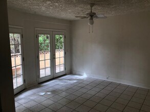 58013 Ivanhoe Dr in Yucca Valley, CA - Building Photo - Building Photo