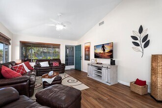 75-252-252 Malulani Dr in Kailua Kona, HI - Building Photo - Building Photo