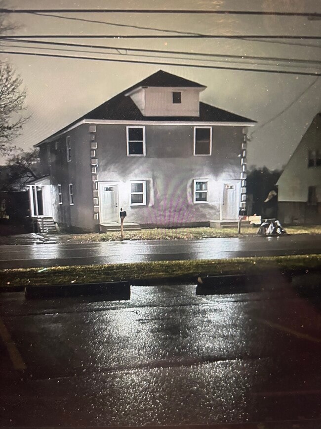 property at 400 N Keyser Ave