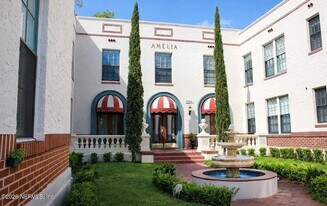 1310 Willow Branch Ave in Jacksonville, FL - Building Photo