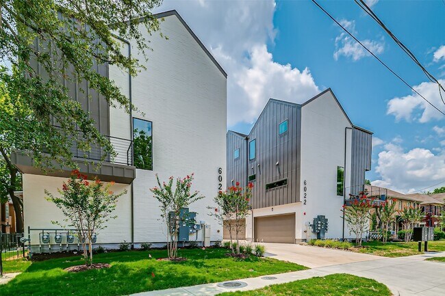 6028 Lewis St, Unit 204 in Dallas, TX - Building Photo - Building Photo