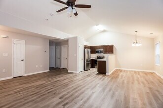 6825 Chieftain Dr in Charlotte, NC - Building Photo - Building Photo