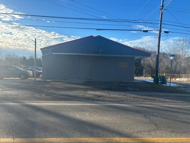 11491 Preston Hwy in Lebanon Junction, KY - Building Photo