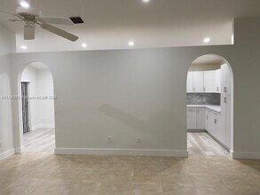 22681 Royal Crown Terrace E in Boca Raton, FL - Foto de edificio - Building Photo