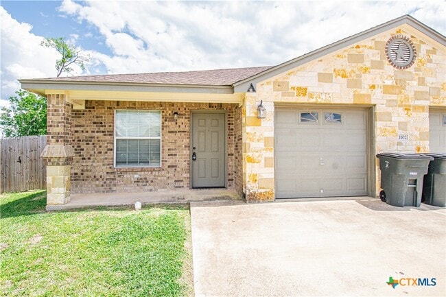 property at 1102 Grace Point Dr