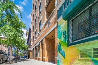 Adam's Court in New York, NY - Building Photo - Building Photo